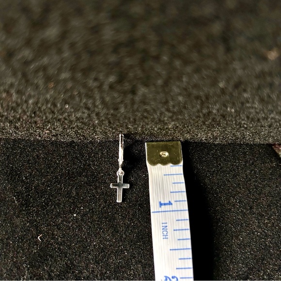 Sterling Silver Cross Hoop Earring 🙏 ✝️ - Picture 6 of 8